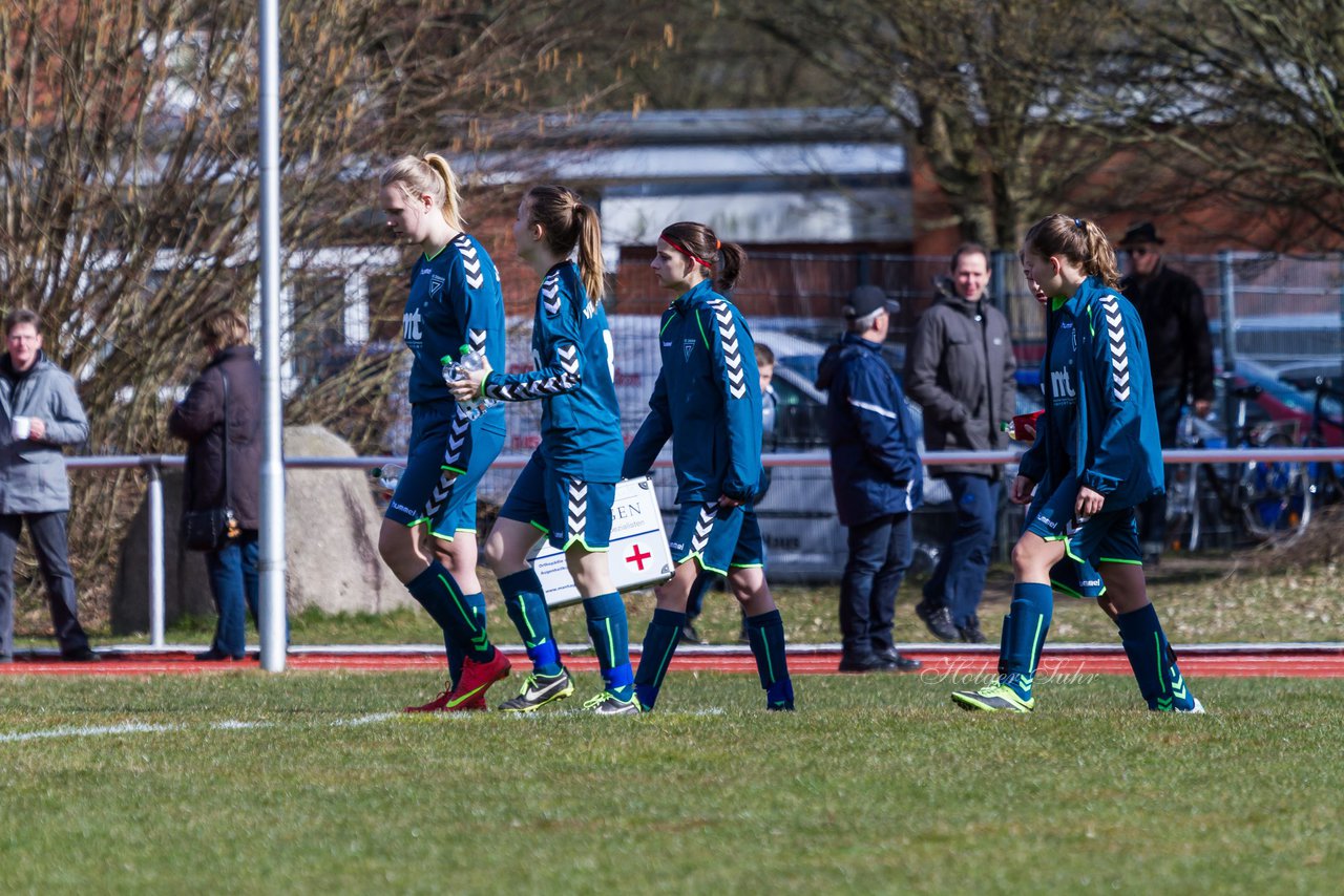 Bild 95 - B-Juniorinnen VfL Oldesloe - Krummesser SV _ Ergebnis: 4:0